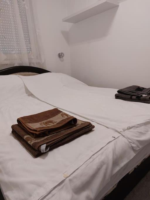 Erzsebet Apartman, Free Parking Budapeste Exterior foto